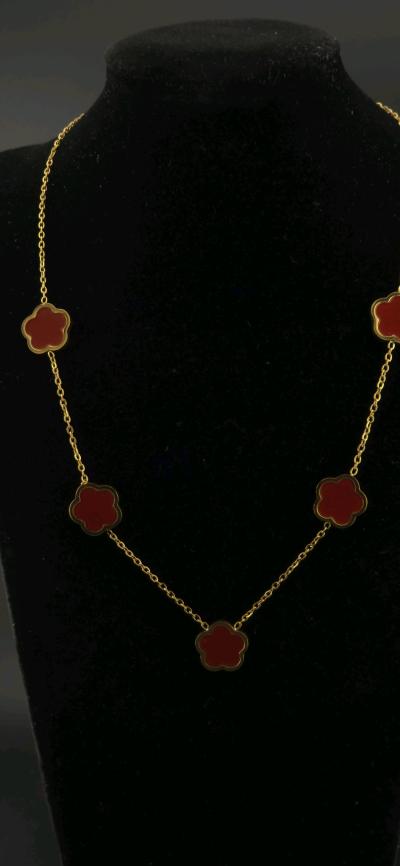 red clover stainless steel necklace 18 k plated - Thumbnail 4