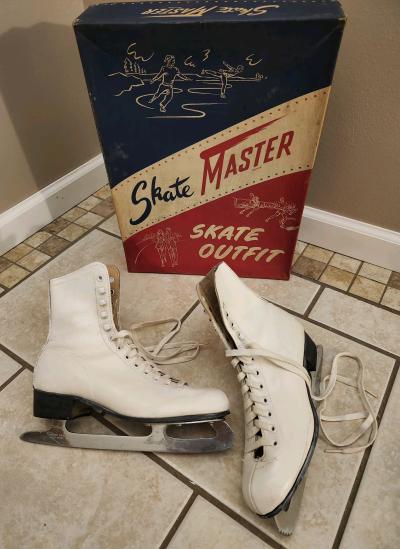 Vintage White Ice Skates from Skate Master