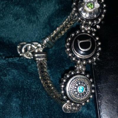 old bracelet not used just sat in my jewelry bag