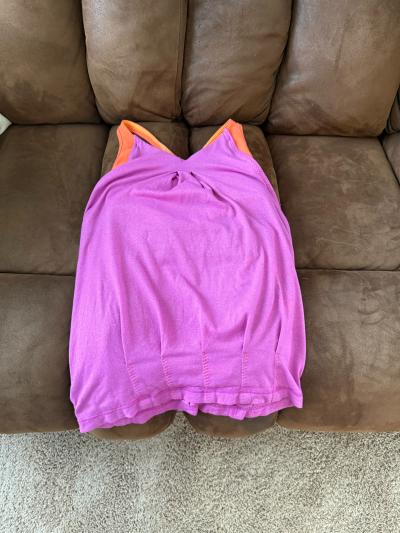2 lululemon tanks - Thumbnail 4