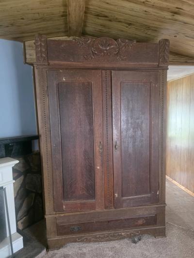 vintage wardrobe - Thumbnail 2