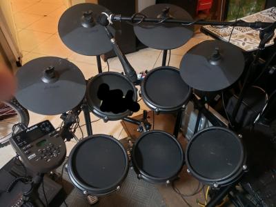 electric drumset - Thumbnail 2