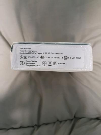 Trezor Safe 7  Crypto Hardware Wallet with Bluetooth - Thumbnail 5
