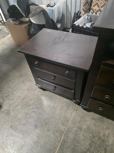 Ashley Furniture bedroom suit - Thumbnail 2