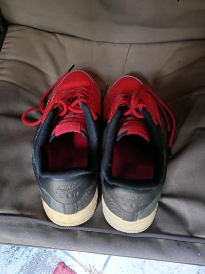 A Nice Pair of Mens NIKE Air Force One Sneakers - Thumbnail 3