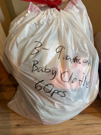 assorted baby girl clothes - Thumbnail 8