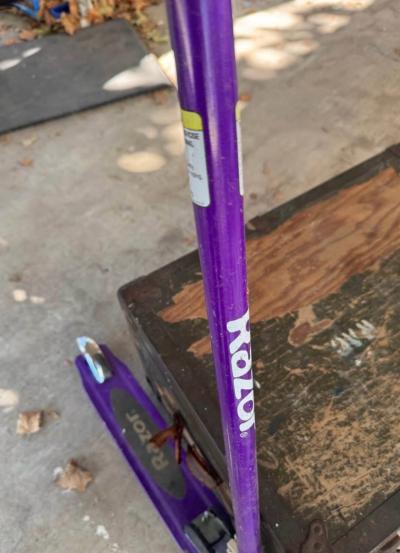 razor scooter - Thumbnail 2