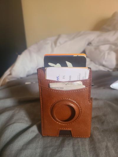 credit card holder pops up