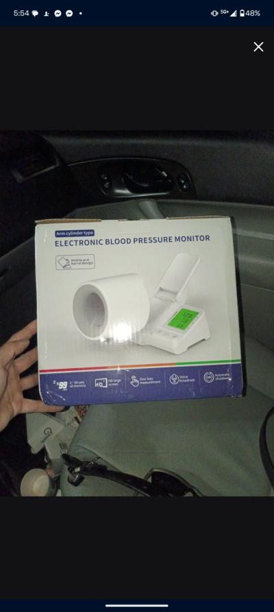 electronic blood pressure monitor