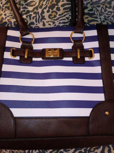 Bulldog womens conceal and carry purse