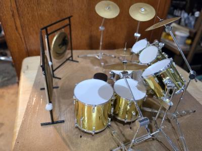 Miniature model drum set handmade - Thumbnail 3