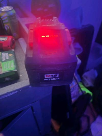M18 REDLITHIUM HIGH OUTPUT HD120 120Ah battery model 4811181 - Thumbnail 3