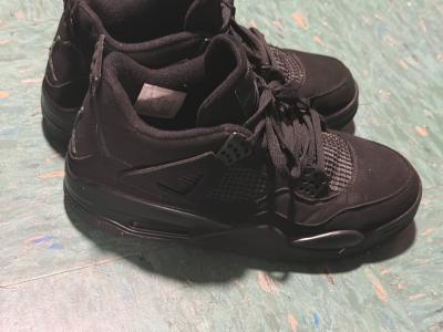 black cat 4s mens size 10 brand new - Thumbnail 3