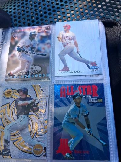 sports card  that I dont need anymore - Thumbnail 7