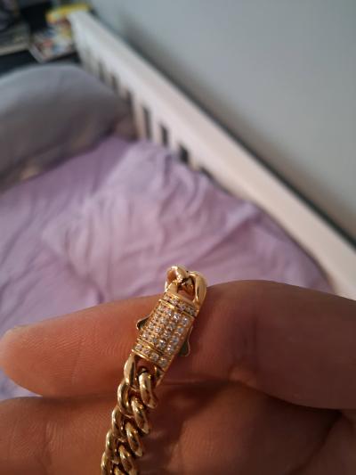 8mm Cuban iced clasp bracelet 18k gold - Thumbnail 2