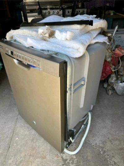 Stainless Steel BuiltIn Dishwasher