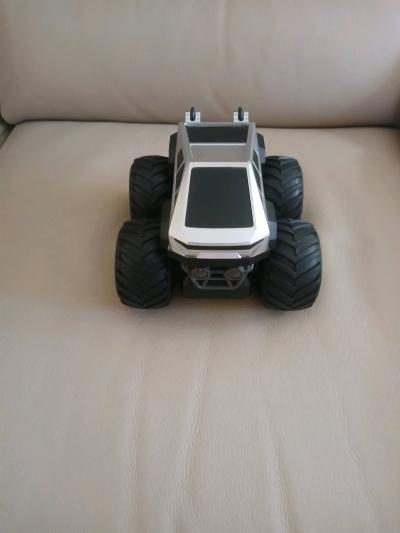 Toy car bundle orange car can turn into a robot - Thumbnail 6