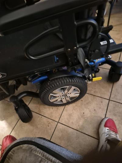 bariatric Electric wheel chair - Thumbnail 5