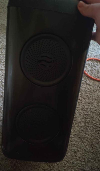 Bluetooth Speaker Read description - Thumbnail 4