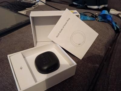 smart ring gold box open but never used still has everything - Thumbnail 3
