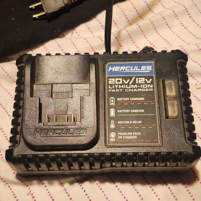 HERCULES 20V12V LithiumIon Fast Charger Black Charges 1 Batt