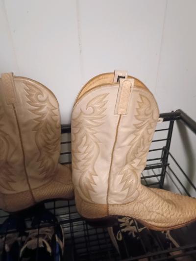 Snake Skin Cowboy Boots size 12 - Thumbnail 3