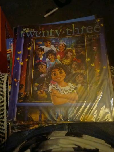 D23 magazines 14 in all 20 each all brand new - Thumbnail 6