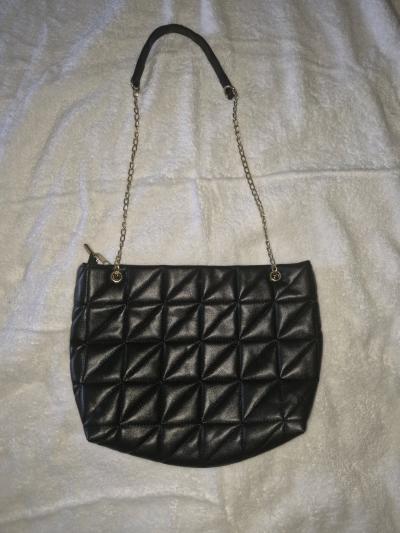 Black shoulder or crossbody meduim hang bag - Thumbnail 12