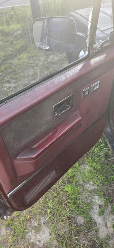 Clean Title 86 Chevy C10 Square Body - Thumbnail 3