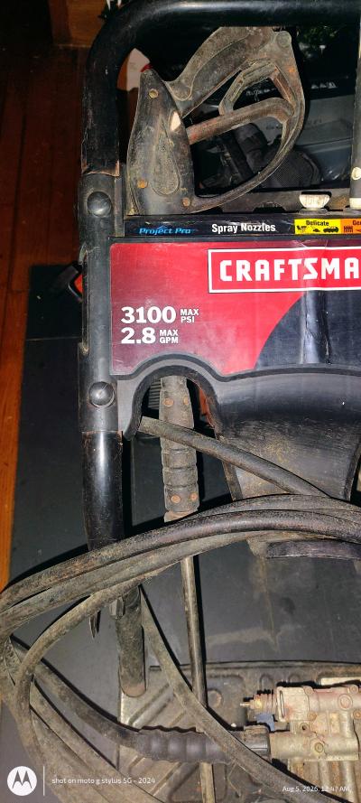 2200 Psi Craftsman Power washer - Thumbnail 2