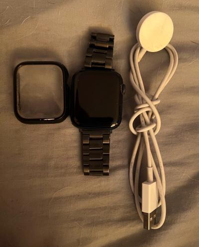 Apple Watch Series 6 Cellular and GPS