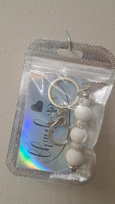 Handmade White Beaded keychain - Thumbnail 2