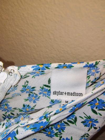 Floral print Summer Dress ties I the front - Thumbnail 2