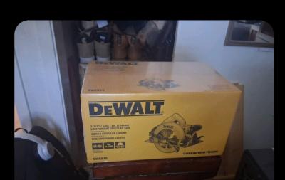 De WALT CIRCULAR SAW - Thumbnail 2