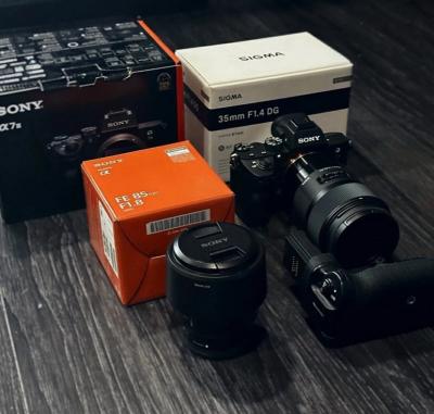 Sony Camera A7II - Thumbnail 2