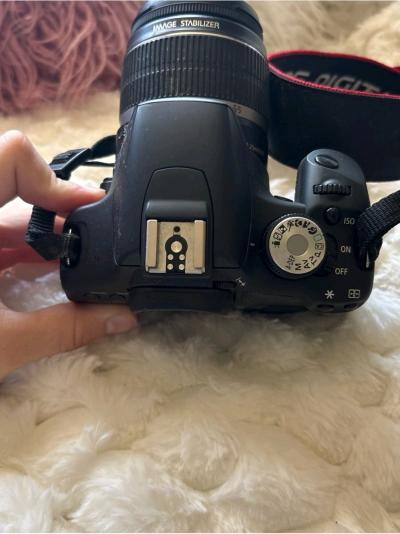 Canon EOS Rebel T1i Black DSLR Camera with Lens - Thumbnail 3