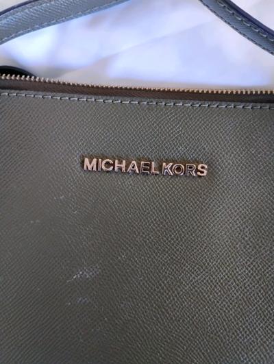 Michael Kors Voyager Medium Saffiano Leather Tote Bag in Oli - Thumbnail 4