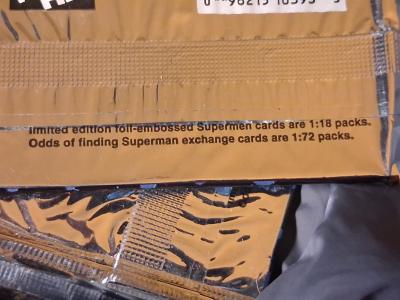 MARVEL HOLOS AND DC PACKS OF NEW CARDS - Thumbnail 3