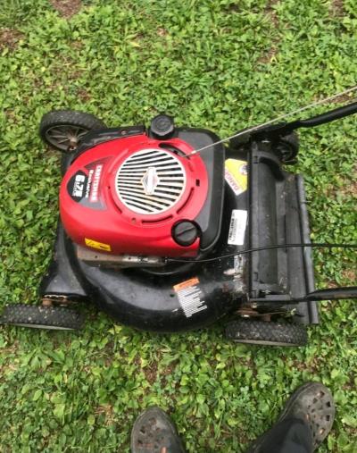 Craftsman Gas Push Lawn Mower - Thumbnail 3