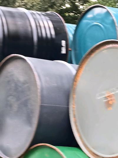 food grade barrels plastic to metal with lock and lid - Thumbnail 4