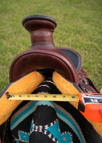 wade western saddle - Thumbnail 4
