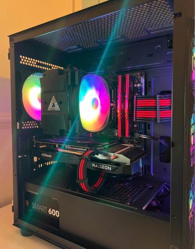 gaming pc working properly in good condition - Thumbnail 4