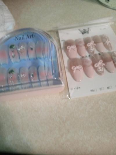 health and beauty nails and face mask - Thumbnail 2