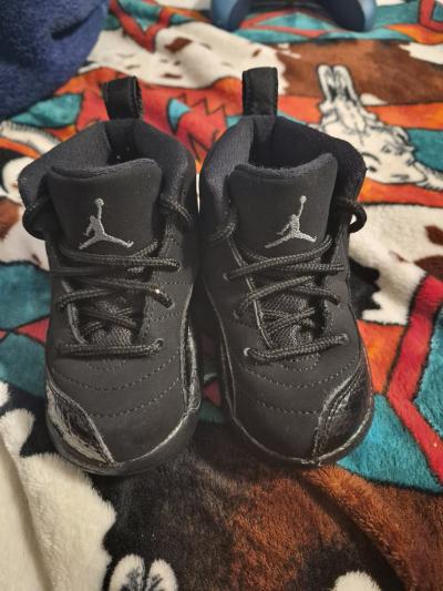 Air Jordan 12 Retro Toddler Sneakers  Black