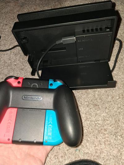 Nintendo switch console without my switch - Thumbnail 2