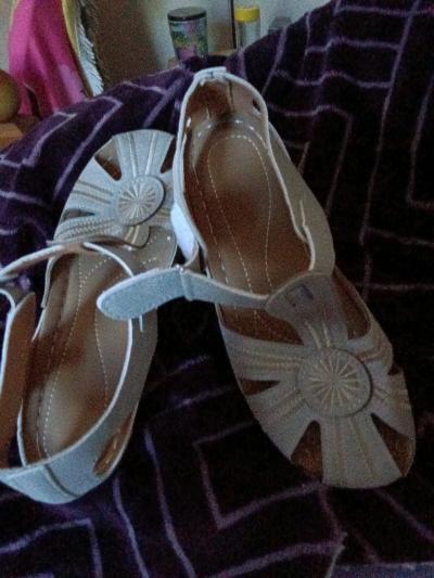 SUNBURST CLOSEDTOE SANDALS - Thumbnail 4