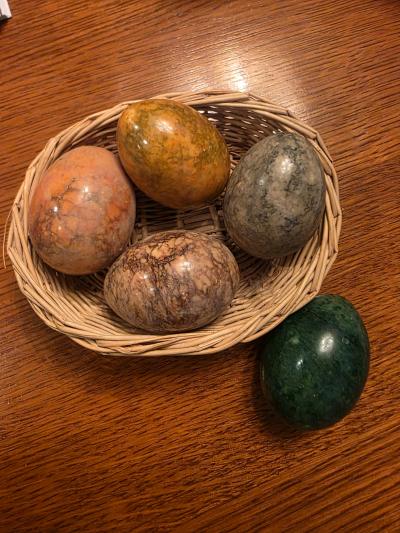 granite eggs in basket - Thumbnail 4