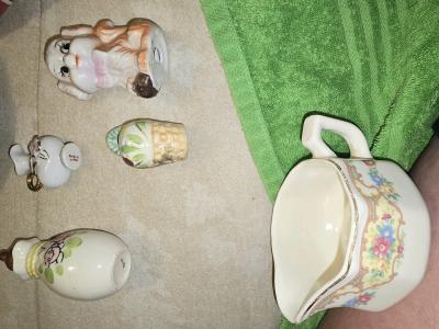 Barn clean out lots of antiques to many to list - Thumbnail 6