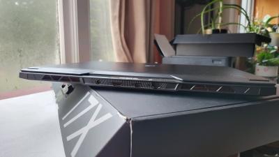 RTX 4090 GAMING LAPTOP 17 INCH - Thumbnail 7