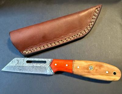 Damascus steel knife Hand made along with sheath